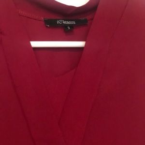 Crimson tank top with silver buckle neck tie